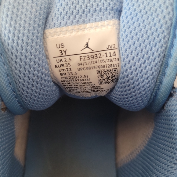 Nike Youth Air Jordan 1 Mid 'Legend Blue' Size 3 Y Sneakers Shoes Basketball - Picture 8 of 11